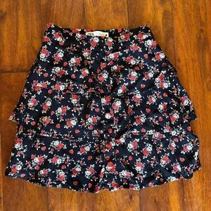 🌺 Zara Floral Ruffle Button Skirt